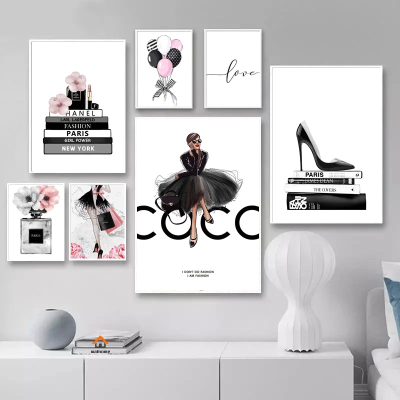 Affiche de livre de parfum de  - Home Fragrance Room Spray avis et prix